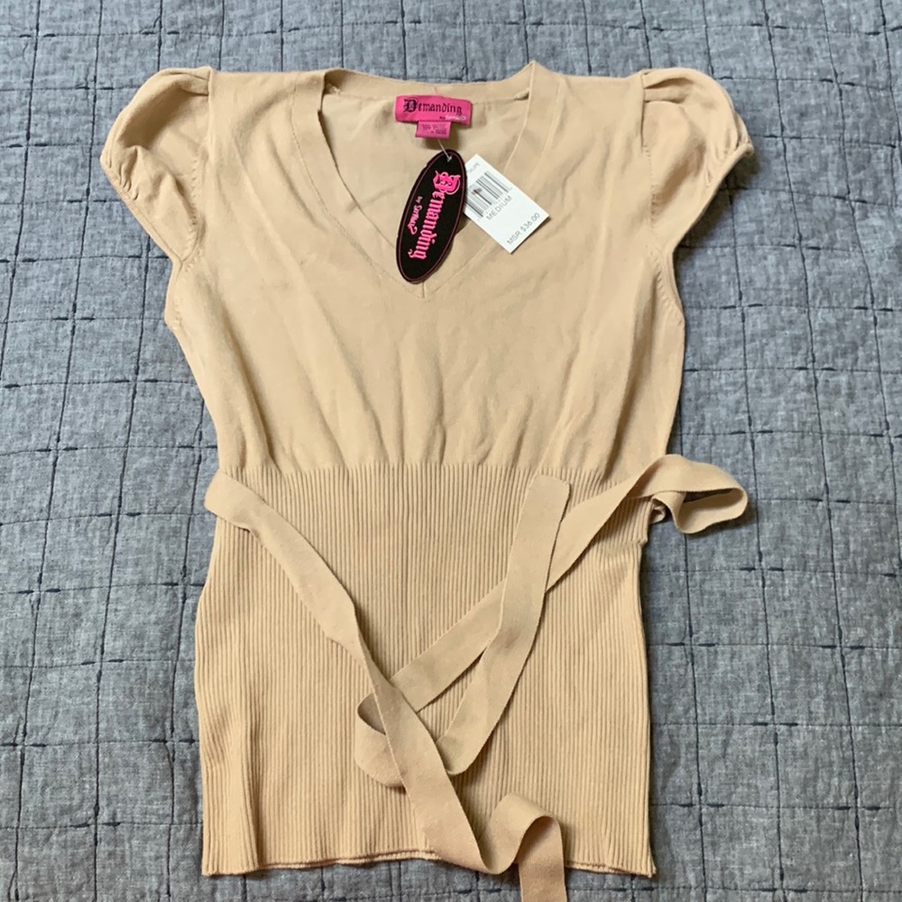 Cap sleeve sweater with fitted waist and tie belt!